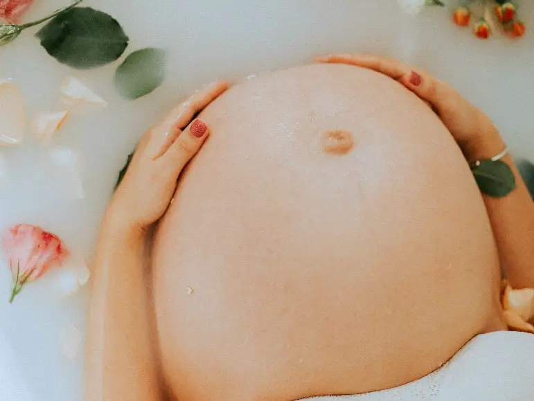 warm bath to induce labor naturally