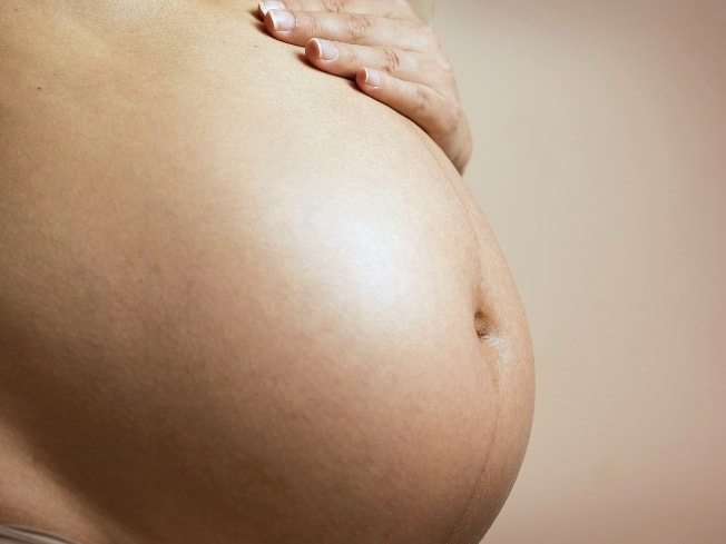 Stretch mark oil as pregnancy essential